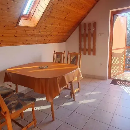 In 43608 Apartment *