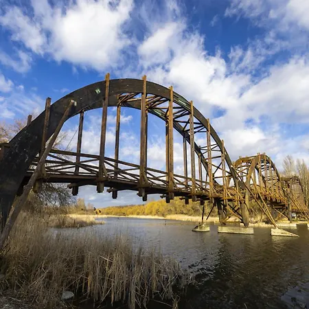 In 43608 * 잘라카로쉬